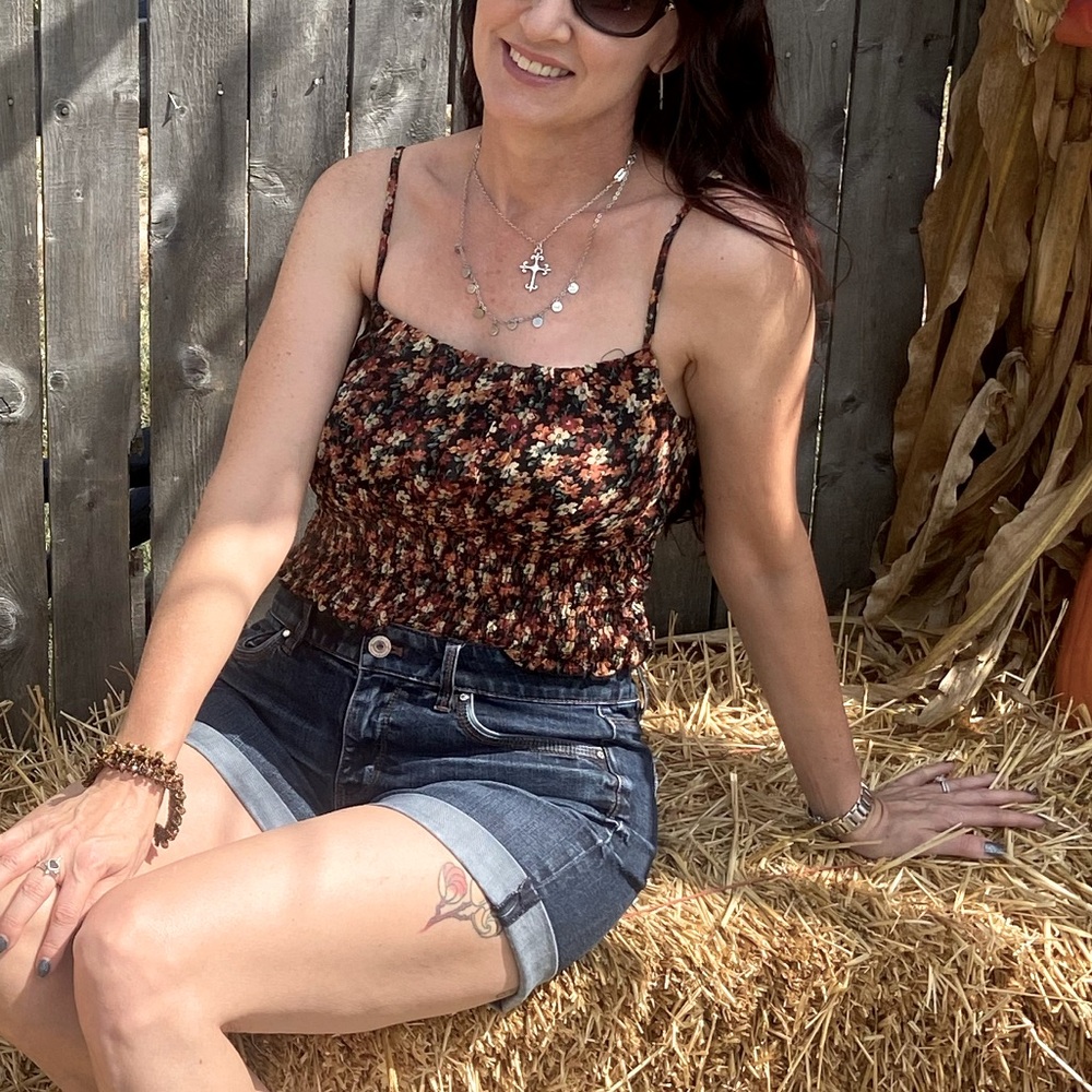 Sz S M urban outfitters crop top c’isa